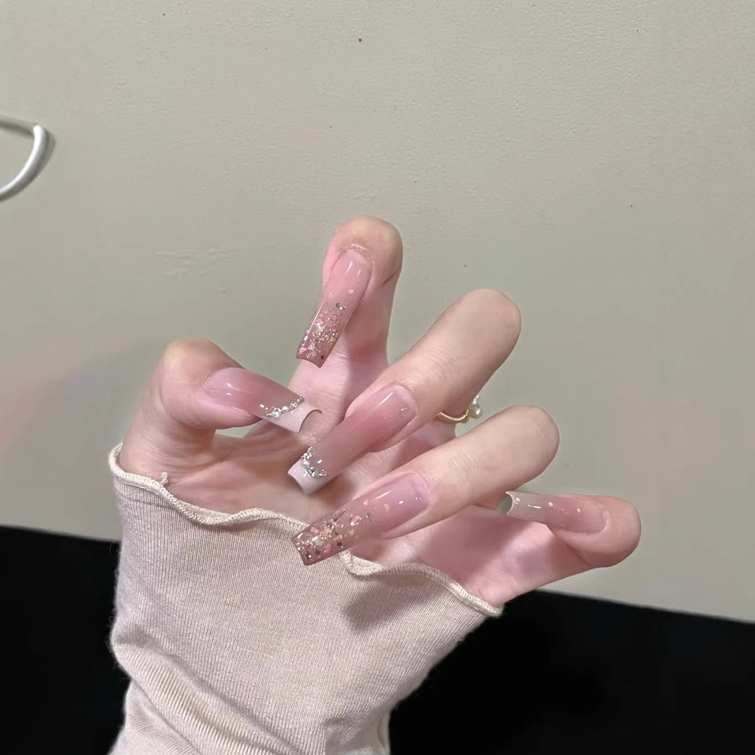 Stylish and Elegant Nail Extensions