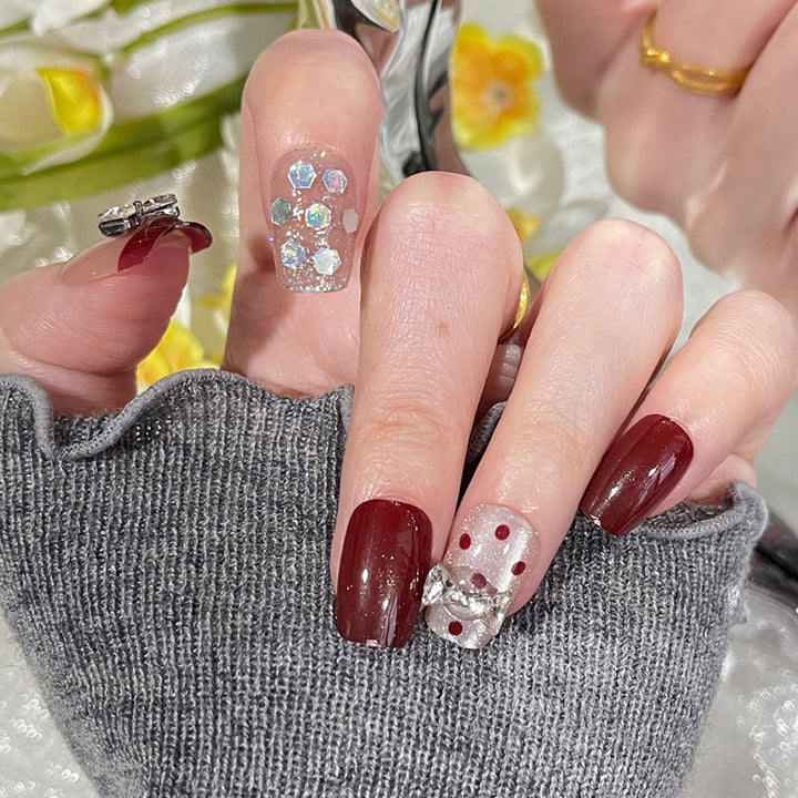 Festive Glittery Press-On Nail Set Kalsten