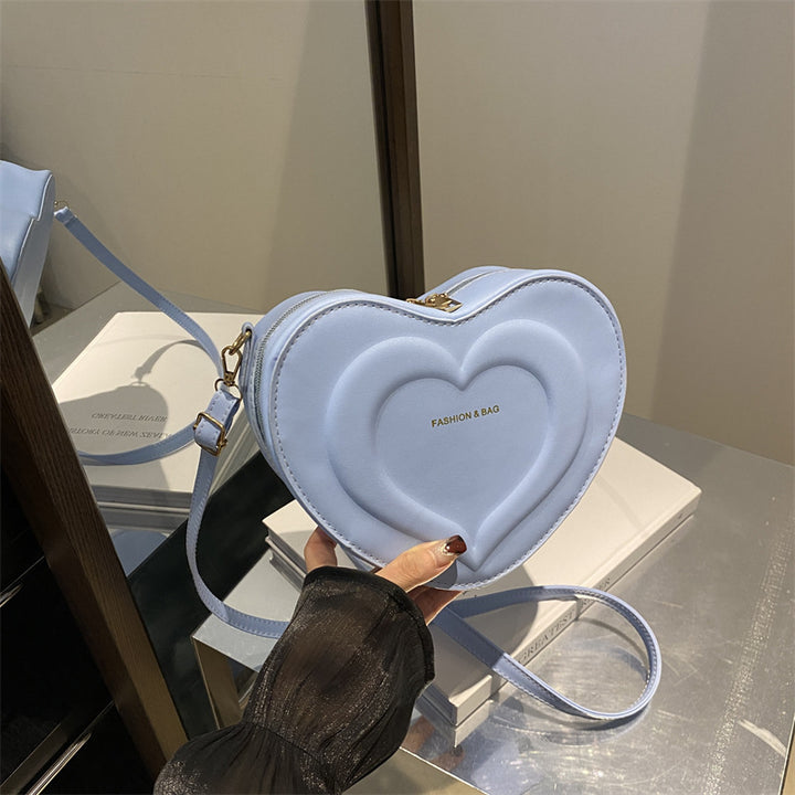 Heart-Shaped Crossbody Bag  1791040610