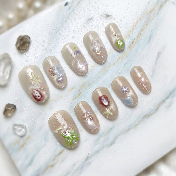 Artistic Nail Art Press-On Set