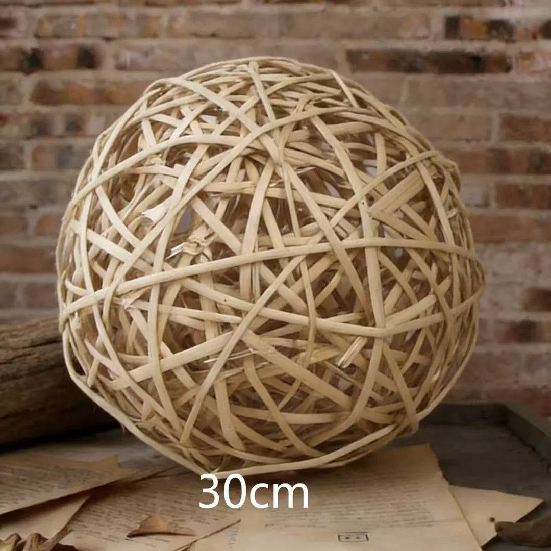 Decorative natural material decor ball Kalsten