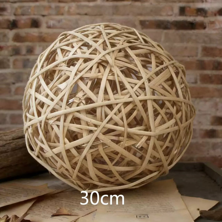 Decorative natural material decor ball Kalsten