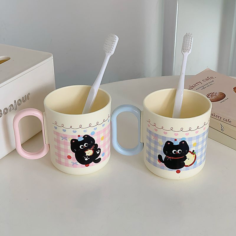 Coffee mug with cute cat design Kalsten