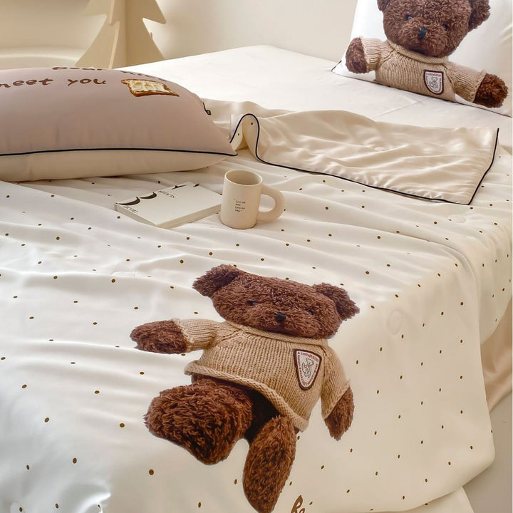 Children's bedding set made of cotton satin with striped pattern and appliquéd penguin motif