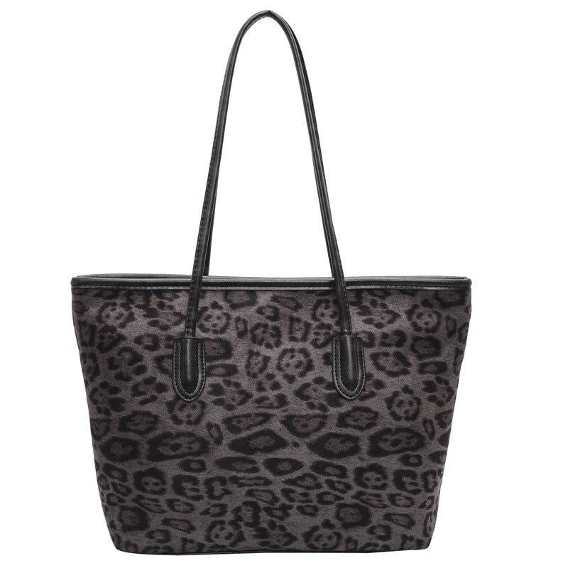 Stylish Leopard Print Tote Bag