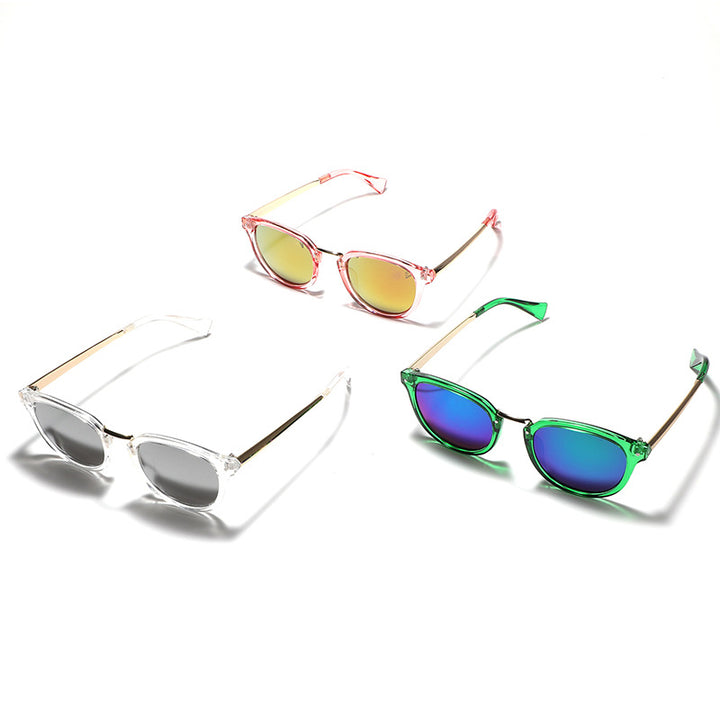 Women's fashion sunglasses with colorful, mirrored lenses and an elegant frame Kalsten