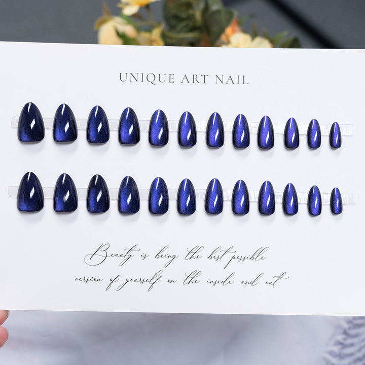 Glossy Press-On Nail Art Set