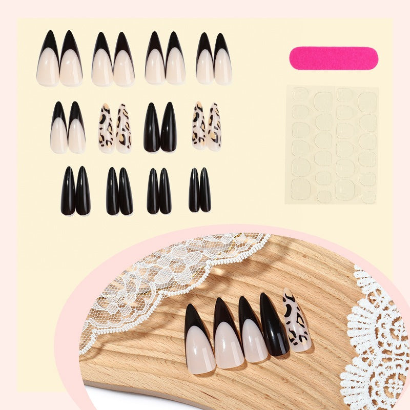 Artificial nail set with elegant tips and modern patterns Kalsten