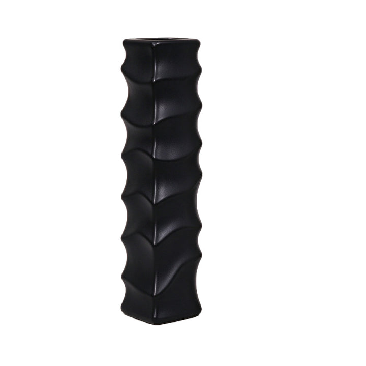 Decorative Slim Wave Vase Kalsten