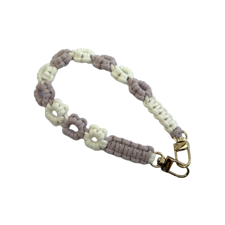 Floral Macrame Eyewear Holder Kalsten