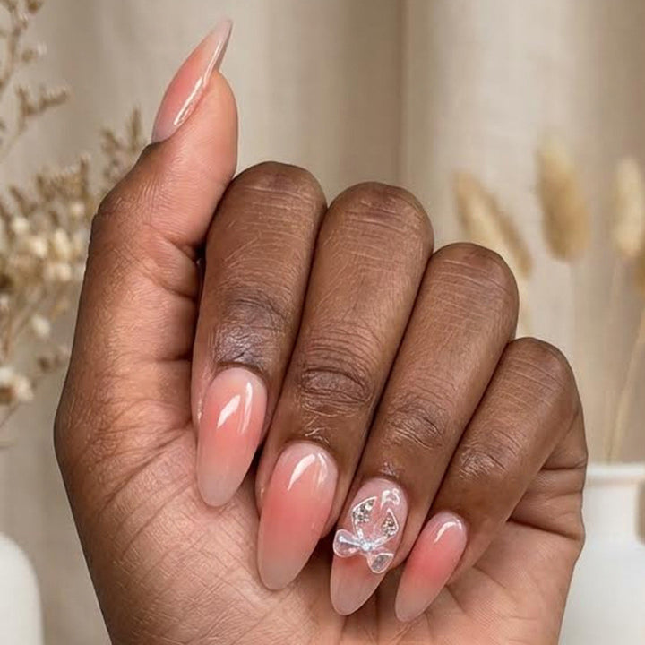 Nail set with elegant ombre effects and sparkling accents Kalsten