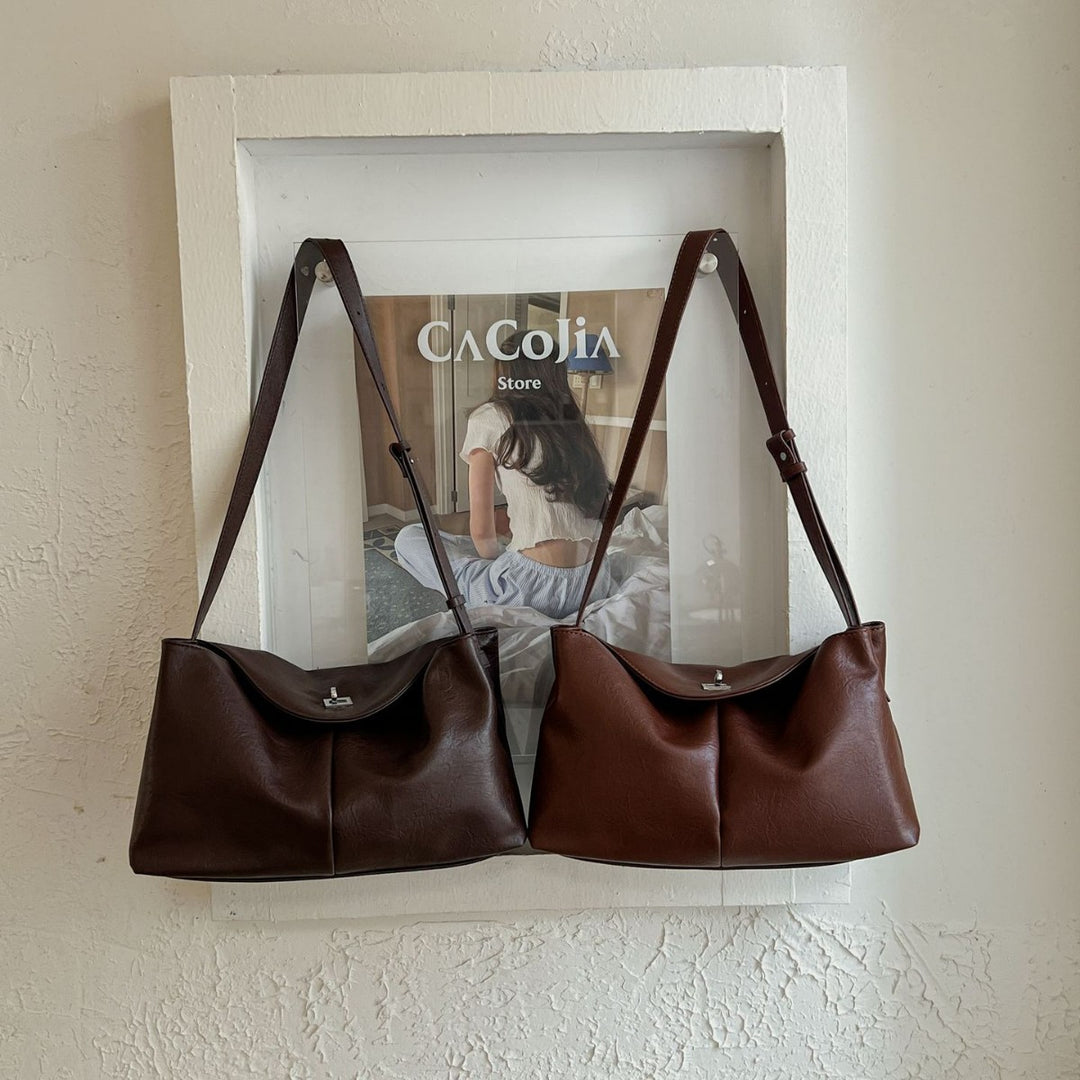 Minimalist Leather Shoulder Bag