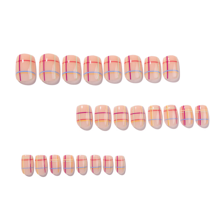 Artistic Nail Art with Modern Check Pattern Kalsten