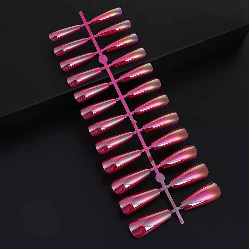 Artifical nails in modern holographic design Kalsten