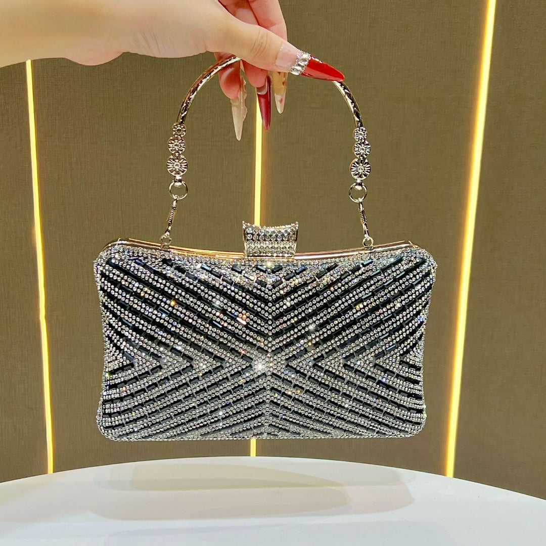Glamorous Rhinestone Detailed Evening Handbag