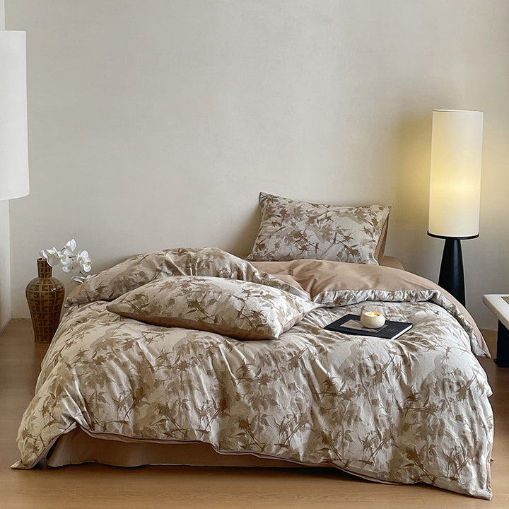 Luxurious cotton bedding set with abstract floral print and reversible function