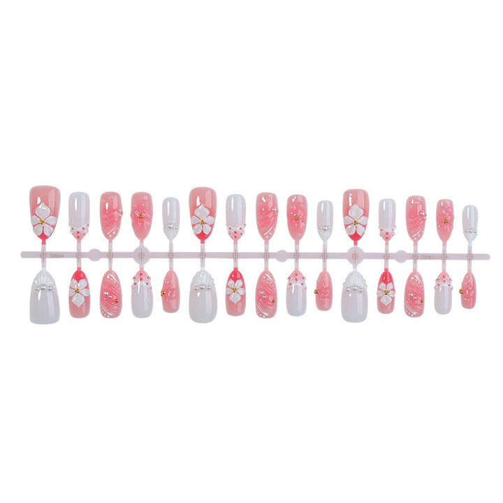 Artificial nail set with elegant floral accents Kalsten