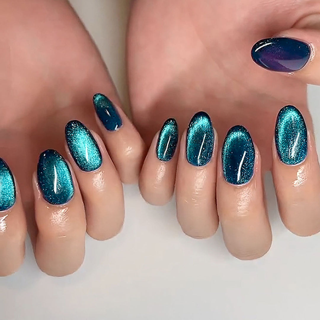 Shimmering Press-On Nail Kit