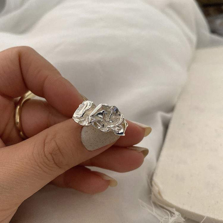 More elegant and timeless ring Kalsten
