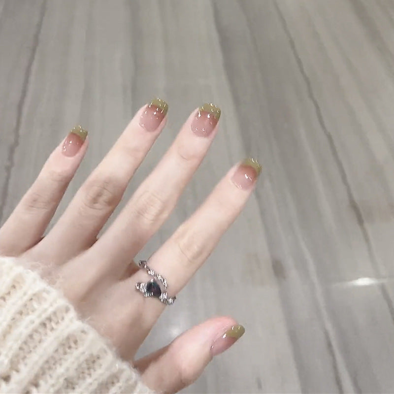 Elegant Gradient Nail Art