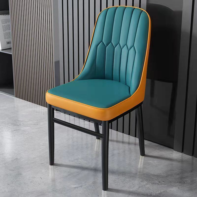 Design chair with ergonomic padding Kalsten