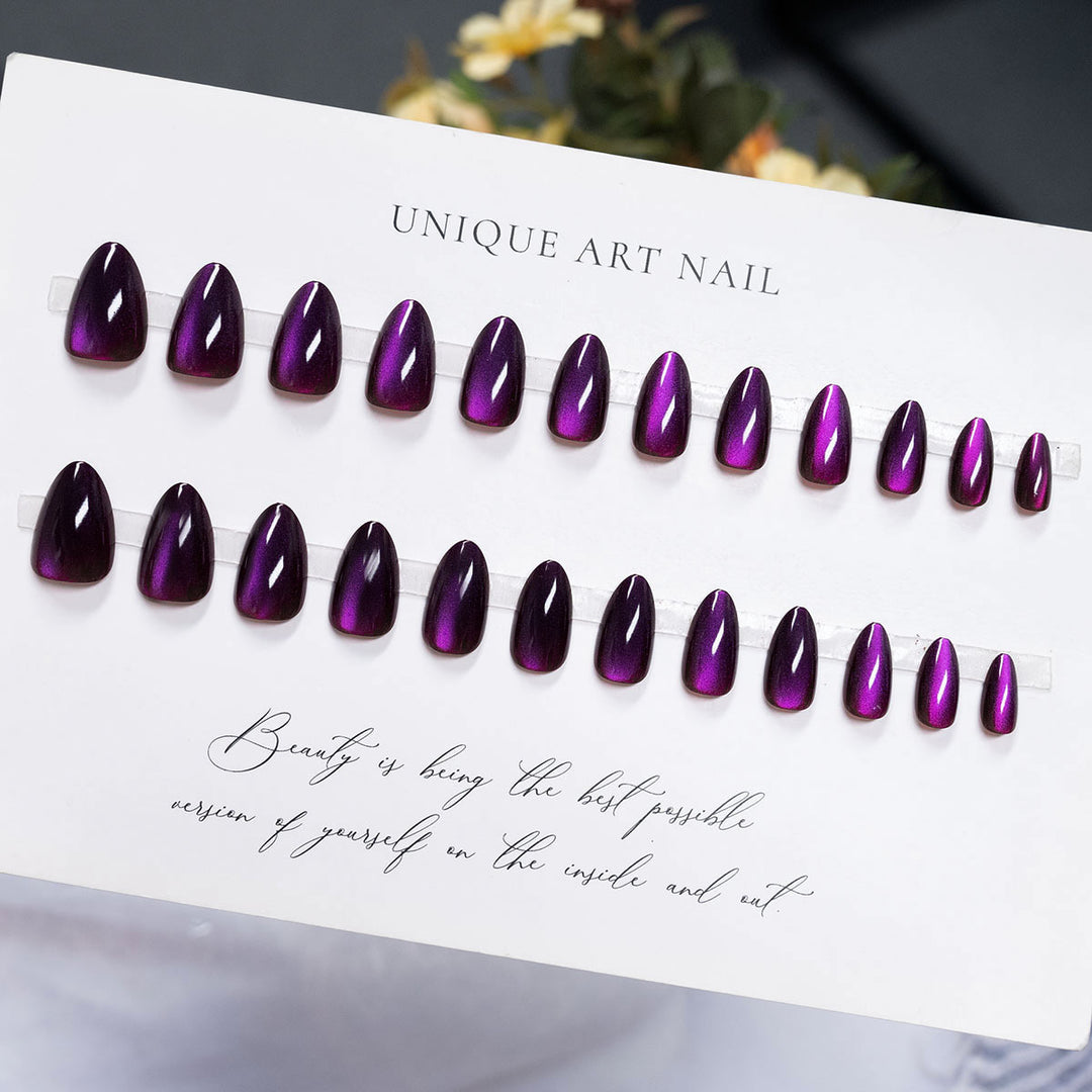 Glossy Press-On Nail Art Set