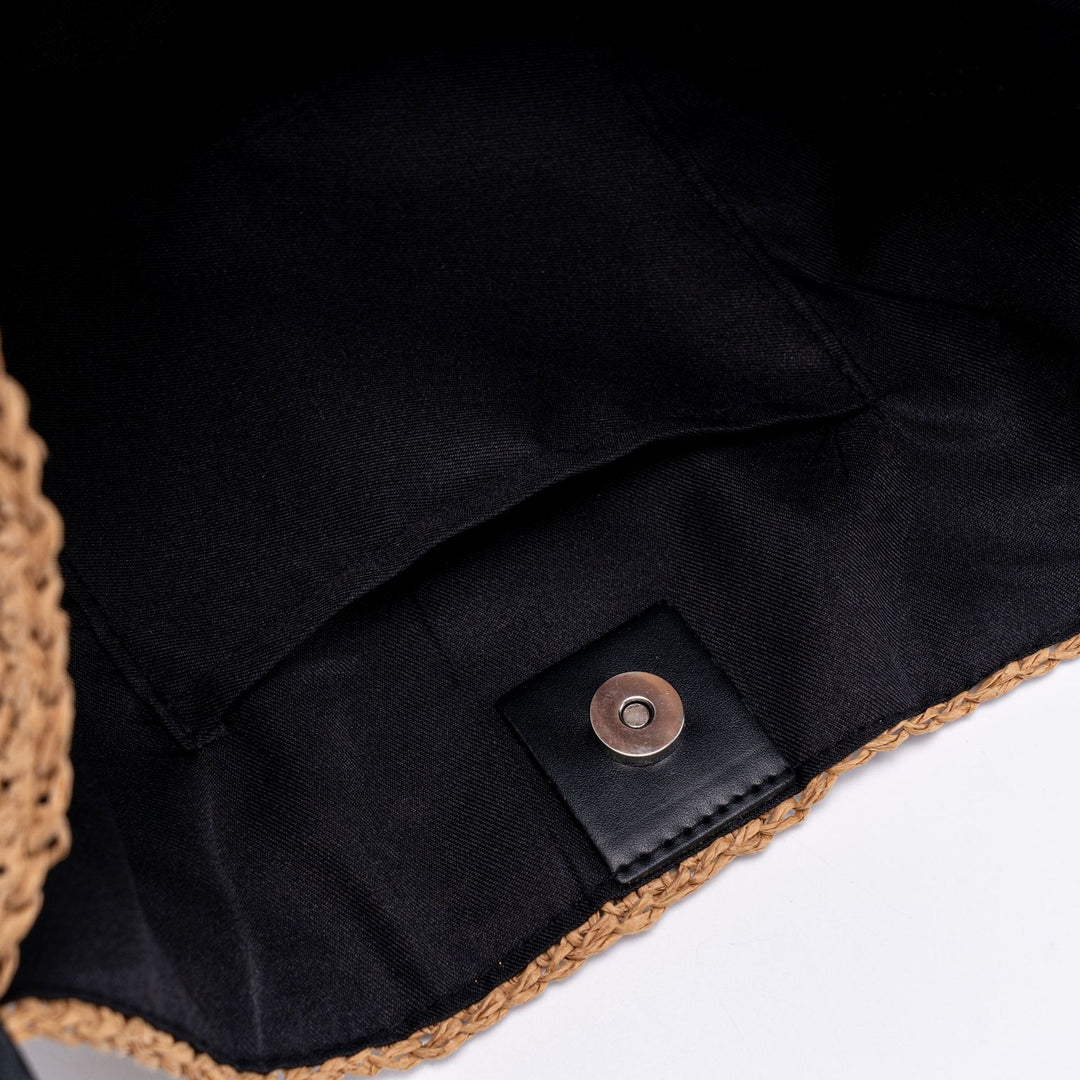 Practical and Stylish Hobo Bag Kalsten