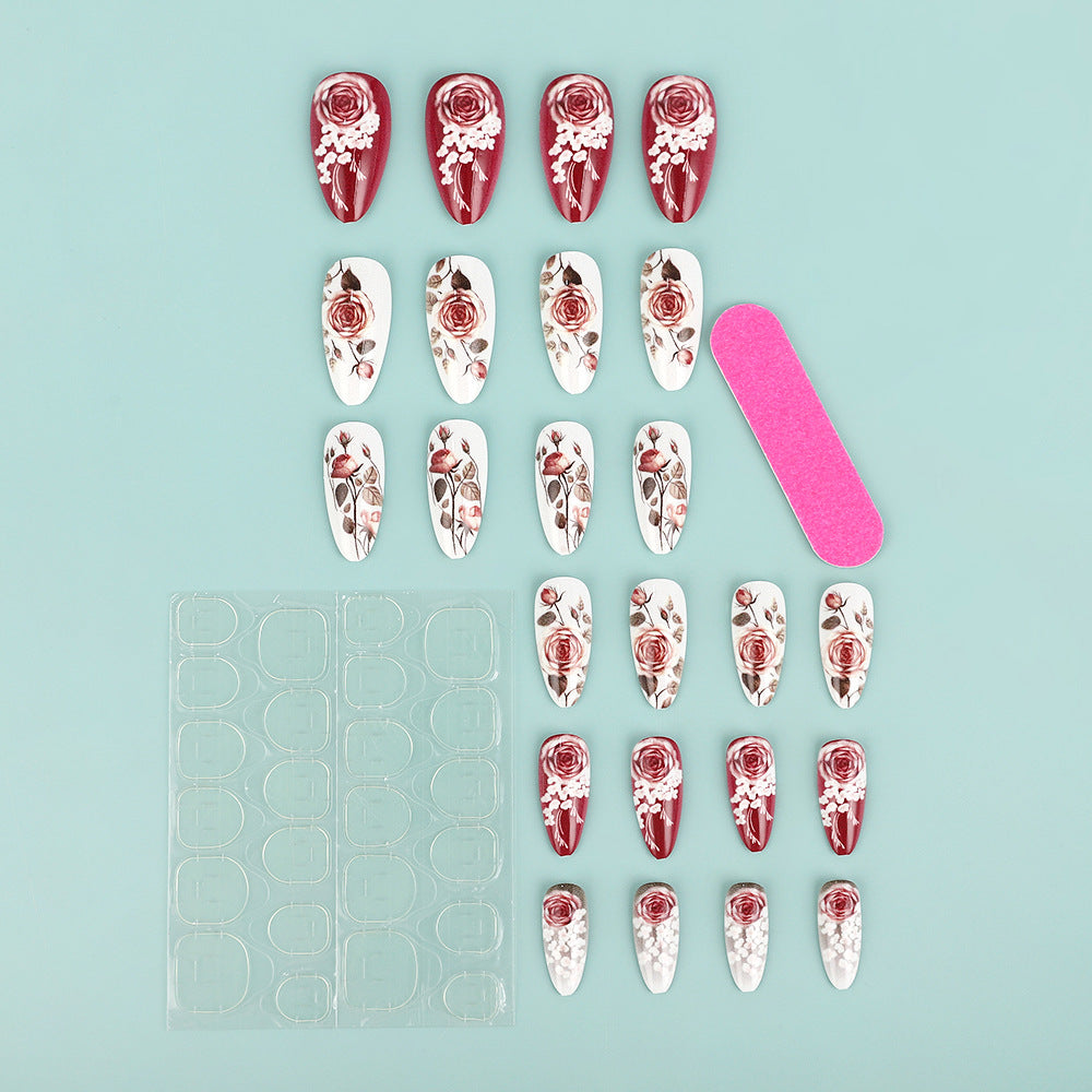 Nail art in elegant rose design Kalsten
