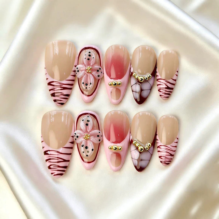 Artistic Floral Embellished Press-On Nail Set