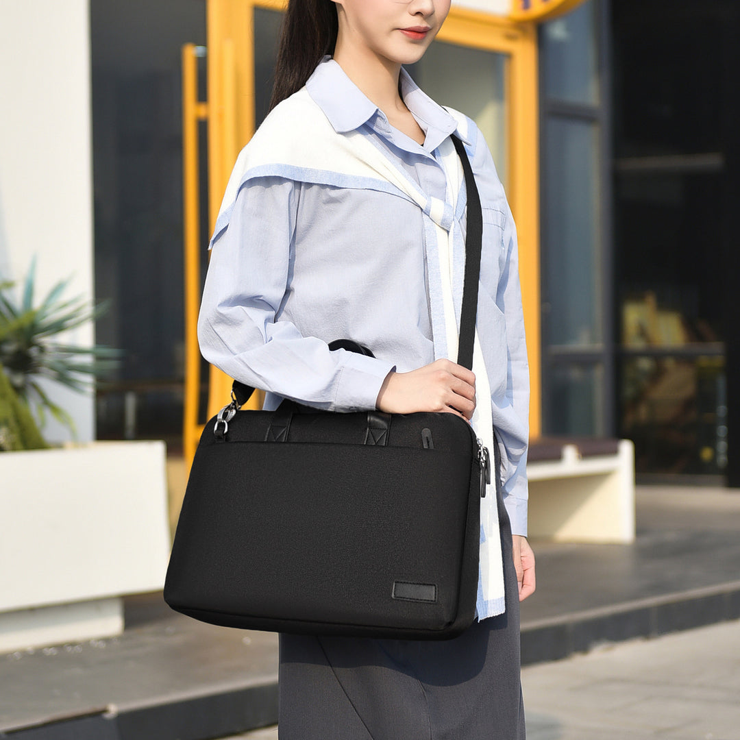 Laptop bag with practical shoulder strap and durable material Kalsten