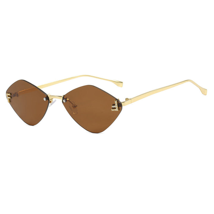 Women's geometric sunglasses in an extravagant design with gradient lenses Kalsten