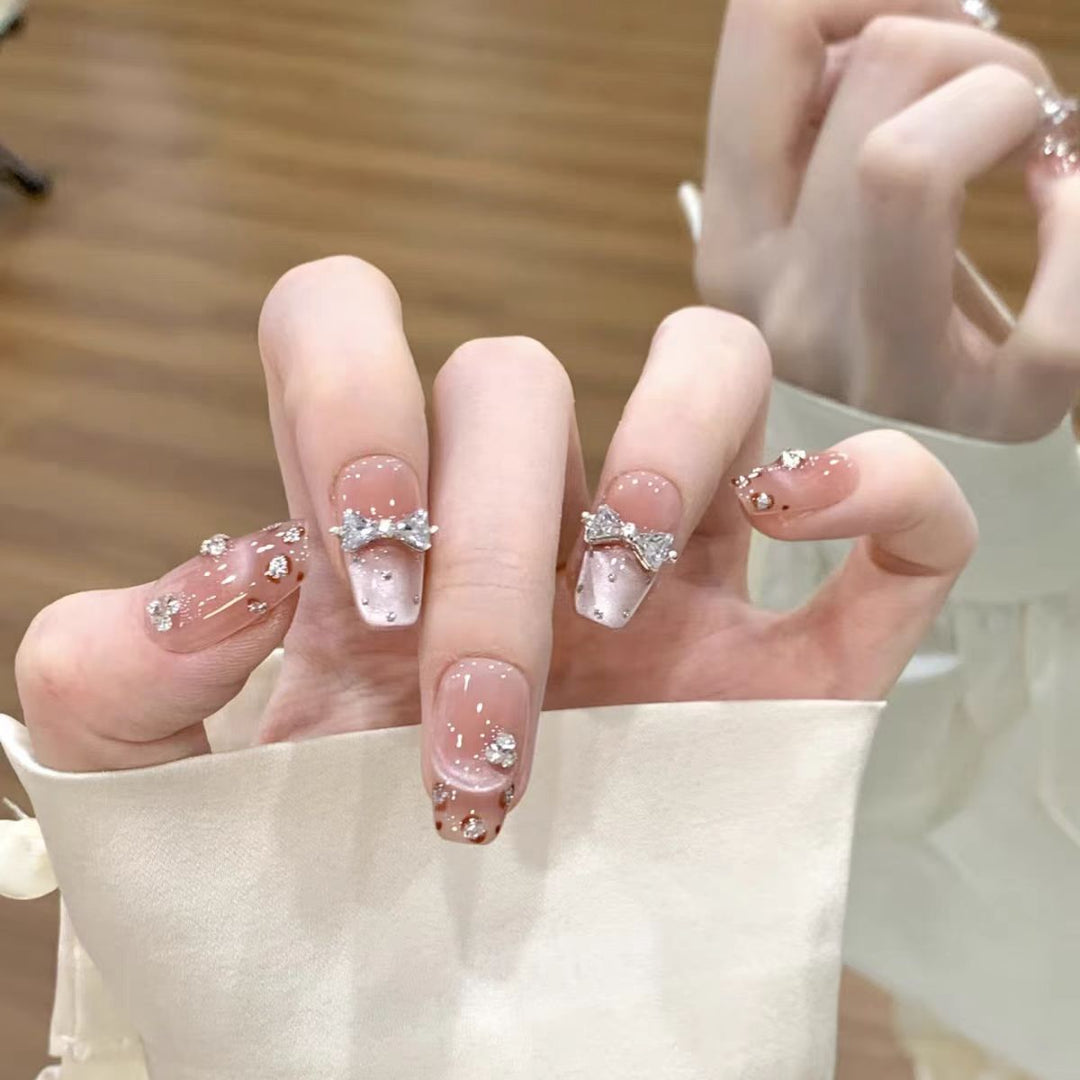Decorative Press-On Nail Set with Bow Accents Kalsten
