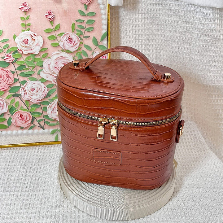Cosmetic bag in elegant crocodile look by Kalsten
