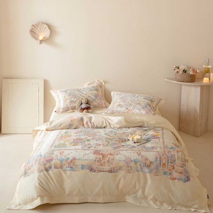 Children's bedding set with pastel-colored fairy tale print