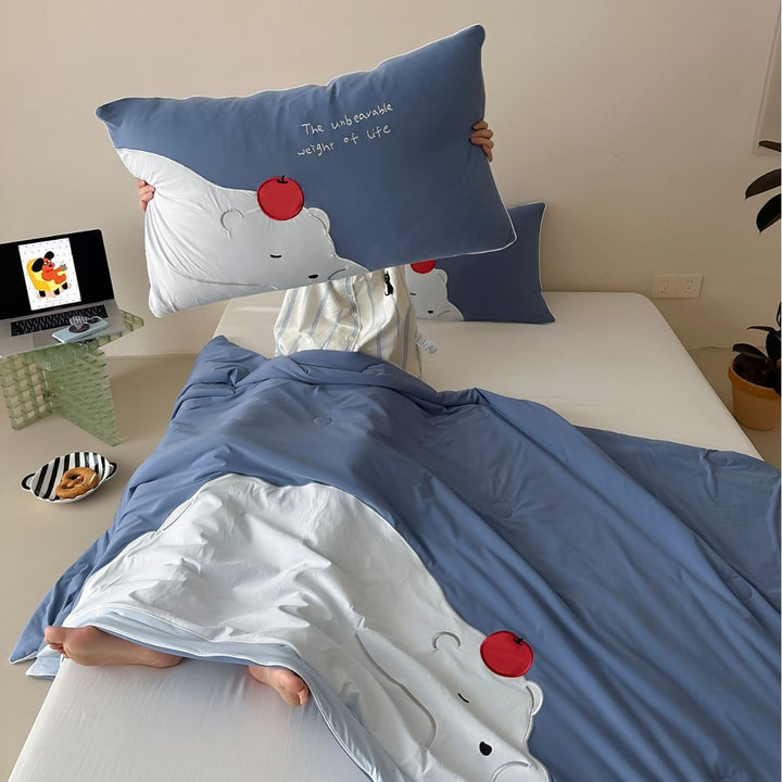 Cotton jersey bedding set with large dog appliqué