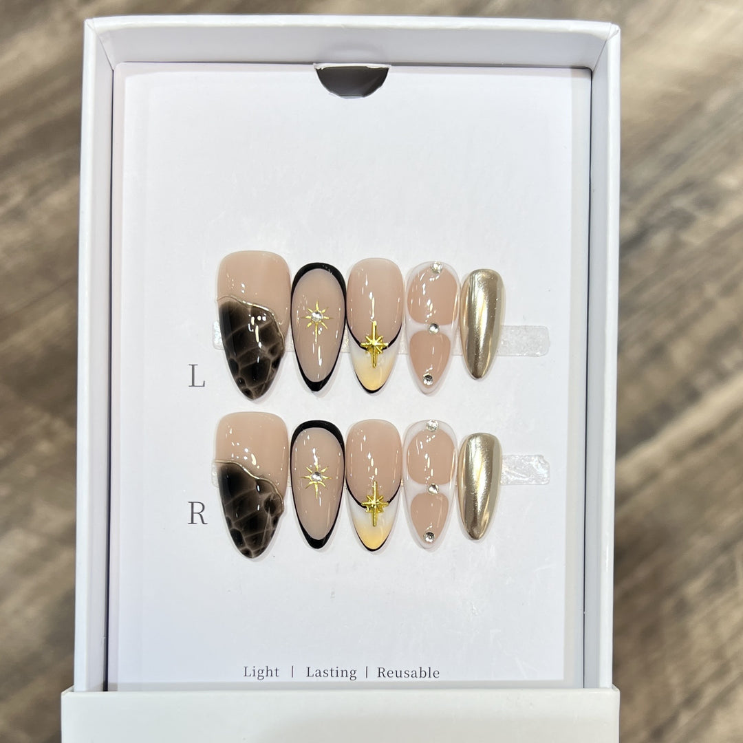 Reusable Stiletto Nail Art Set with Star and Gold Accents Kalsten