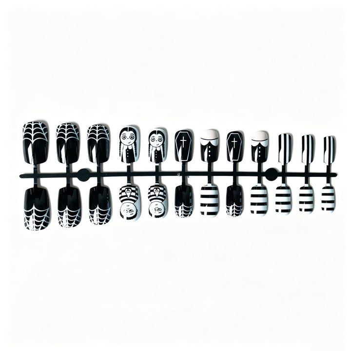 Artistic Halloween Character Nail Art Kit