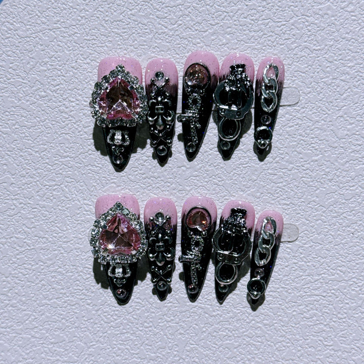 Glamorous Nail Art Extensions