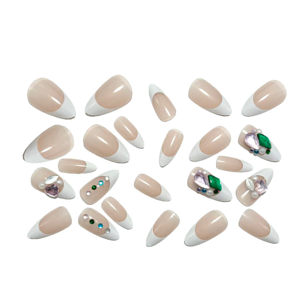 Artificial nails with glamorous rhinestone details Kalsten