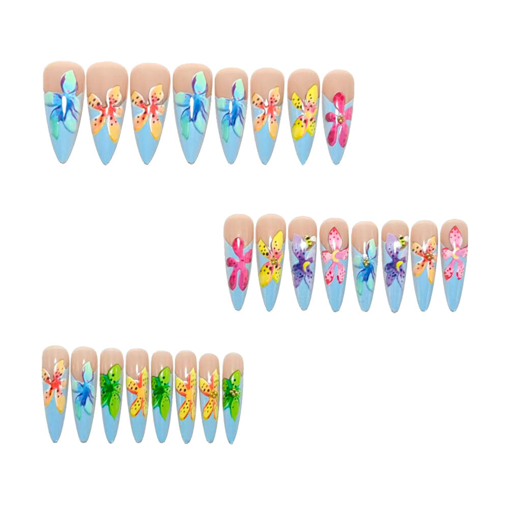 Acrylic nails with floral 3D applications Kalsten