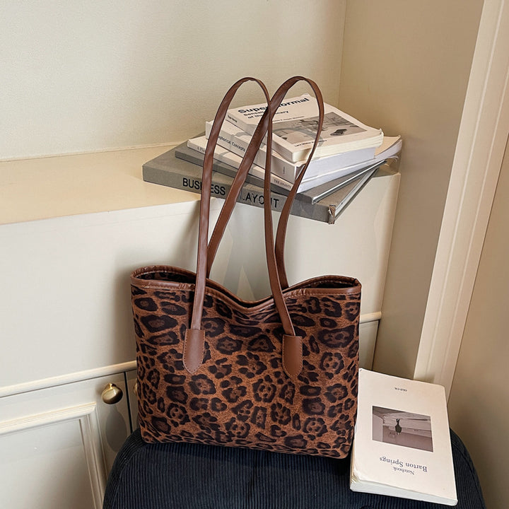 Stylish Animal Print Shoulder Tote Bag