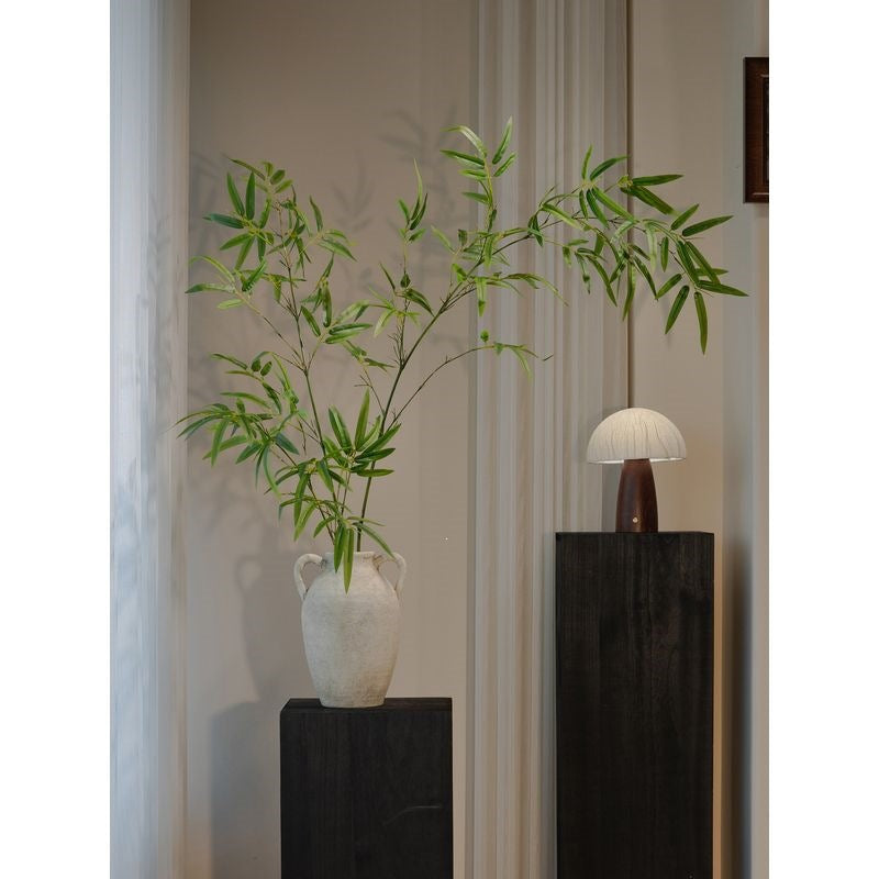 Elegant Decorative Botanical Arrangement