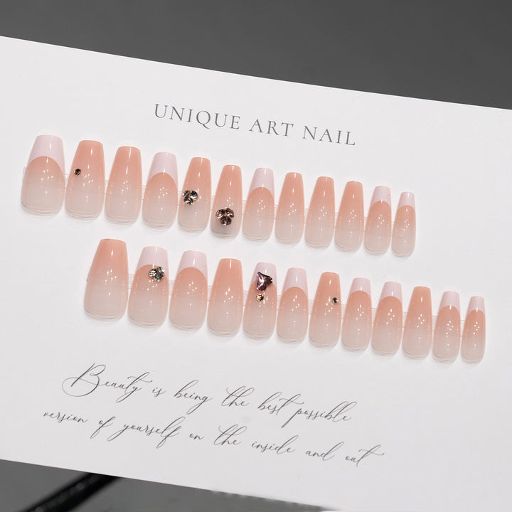 Elegant Press-On Nails with Rhinestone Embellishments