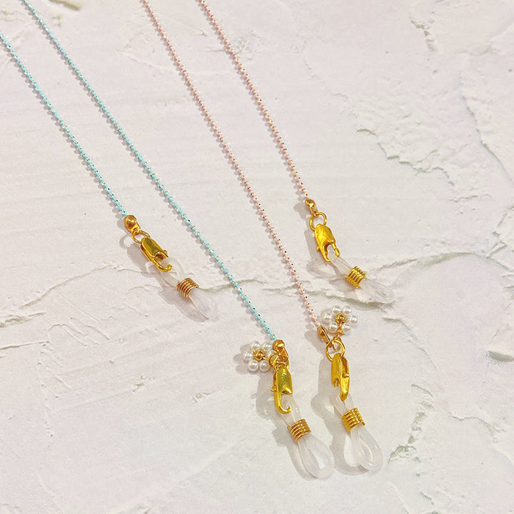 Eyewear chain with pearls and gold pendants Kalsten