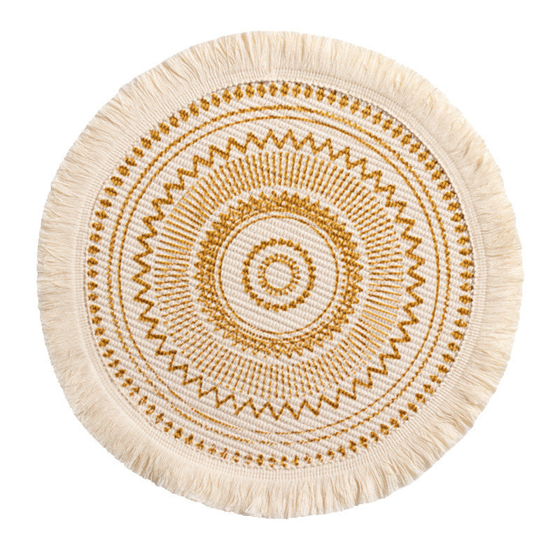 Beef handwoven cotton rug with fringes and graphic ethnic jacquard