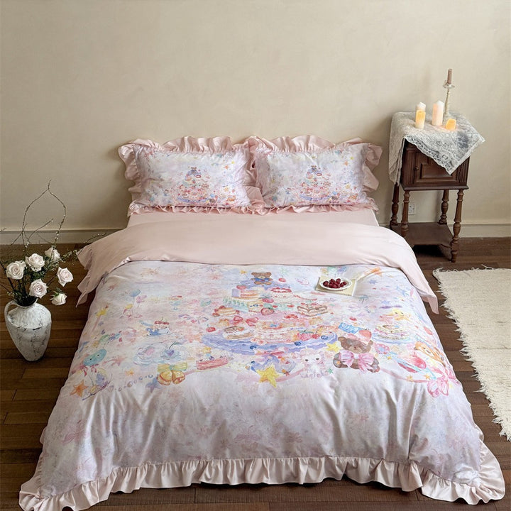 Playful cotton satin bedding set with ruffles and watercolor animal motif