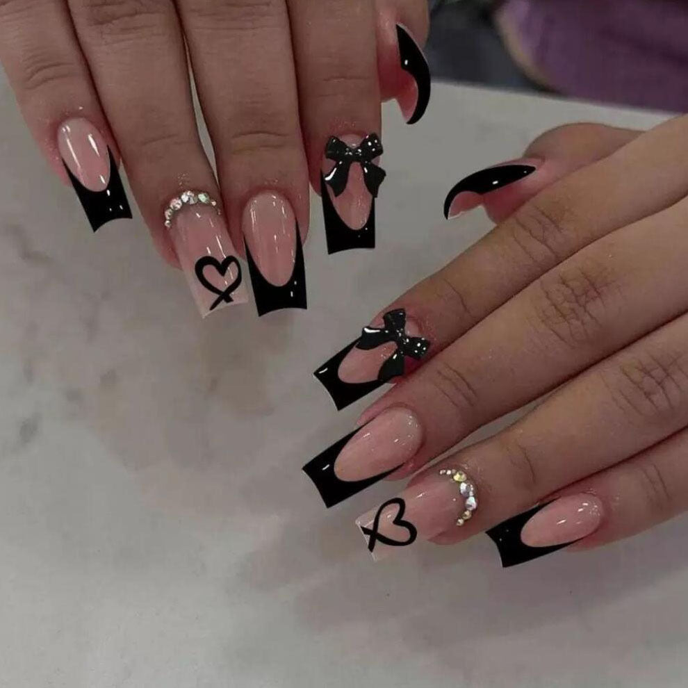 Artistic Statement Press-On Nails Kalsten