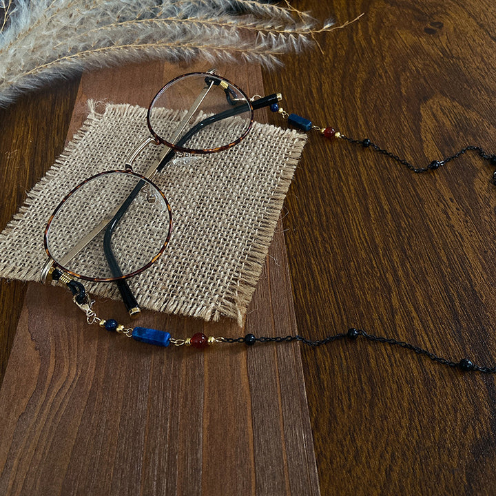 Necklace with Sparkling Crystals and Noble Accents Kalsten