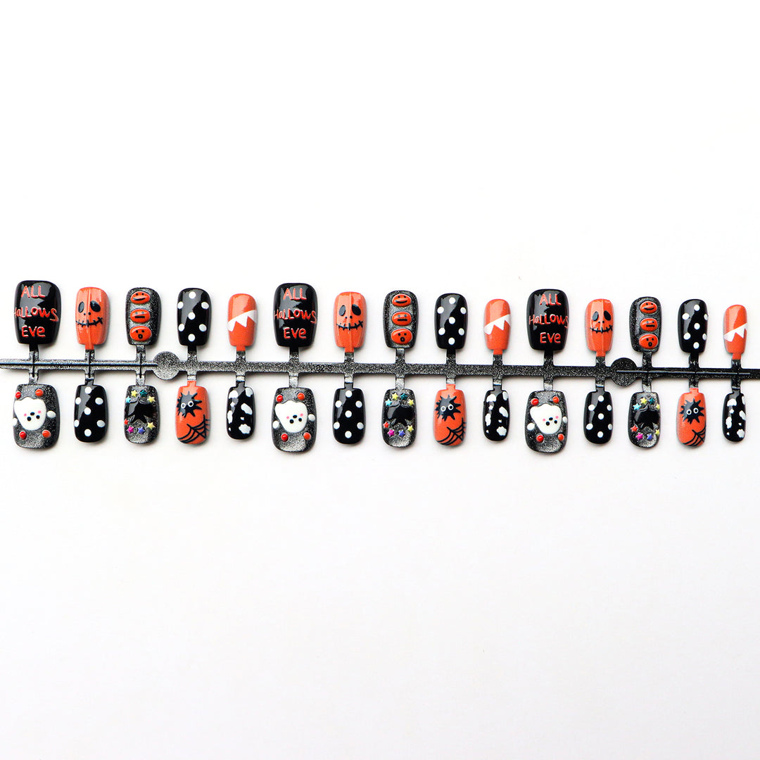 Themed Halloween Press-On Nail Art Set