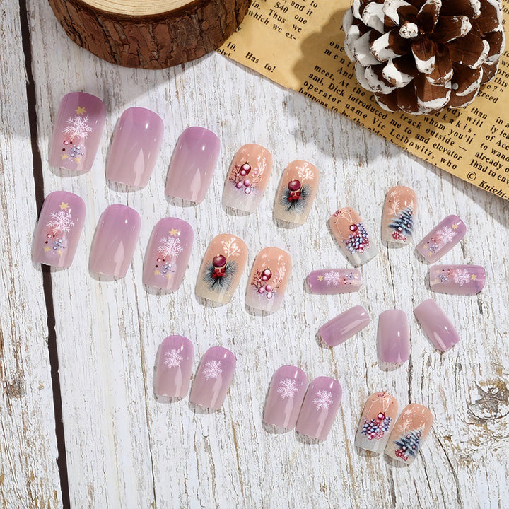 Artificial nails in festive winter design Kalsten